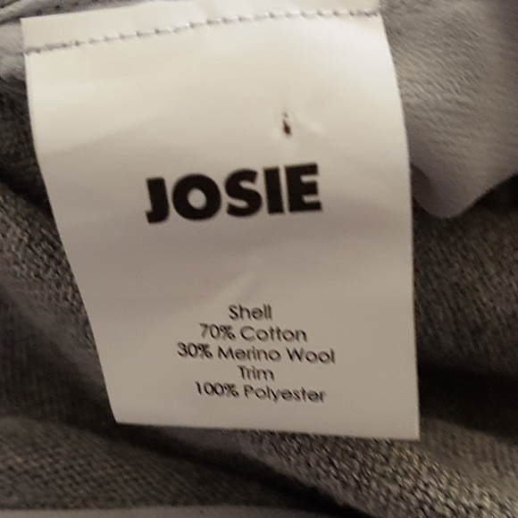 JOSIE - Gray Split Back Merino Wool Blend Sweater - Picture 5 of 5